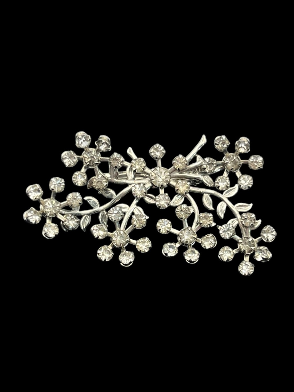 Silver tone clear rhinestone flower daisy cluster vintage brooch pin